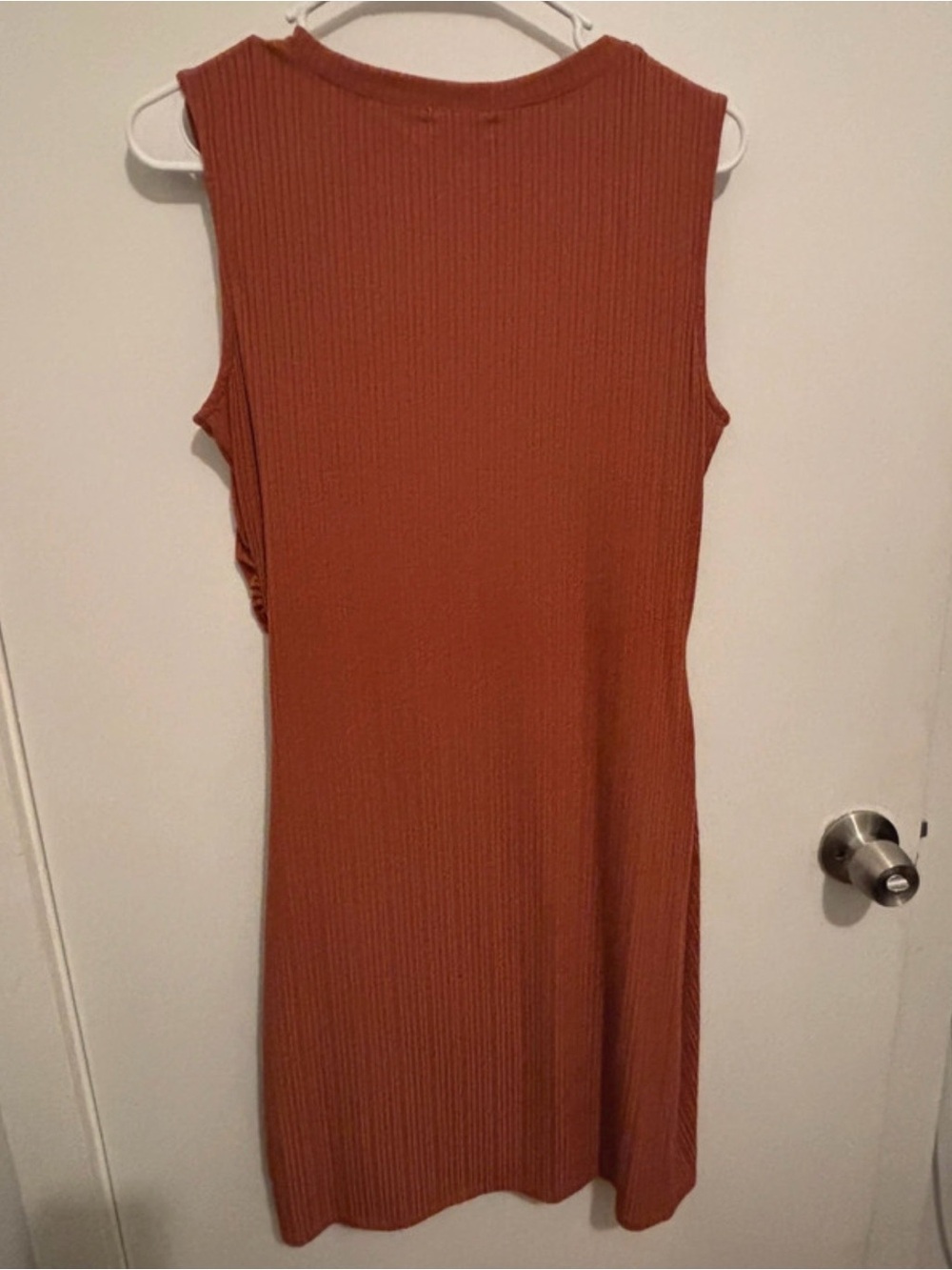 Rust Ribbed Midi Dress with Side Ruching - Picture 2 of 3